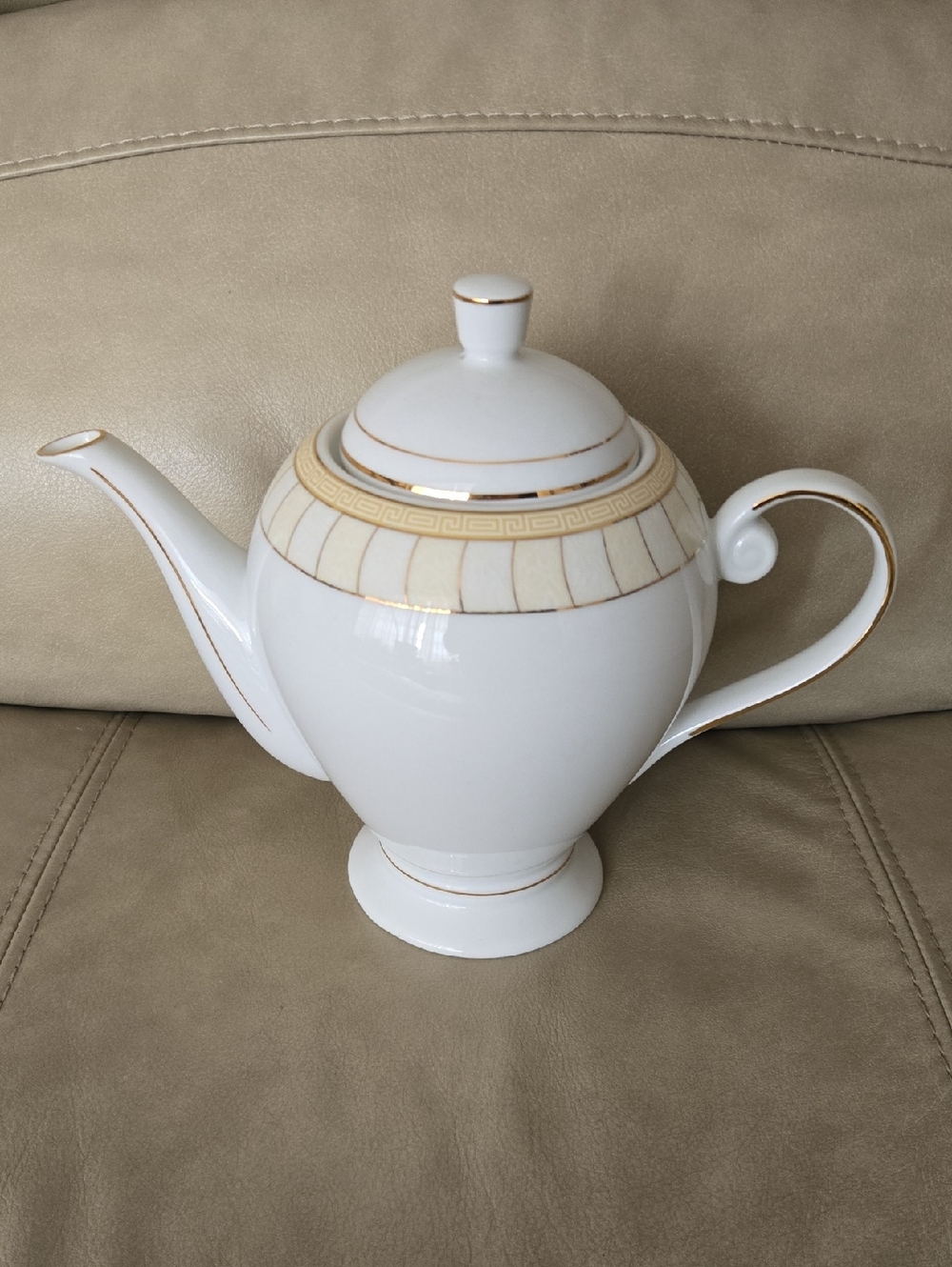 Elegant White Fine Porcelain Teapot with 24k Gold Plated Trim